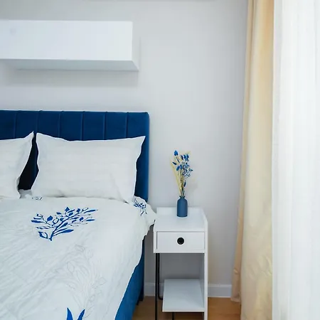 Apartament Modern & Stylish 2bd - 2ba By Flat Mаnager *